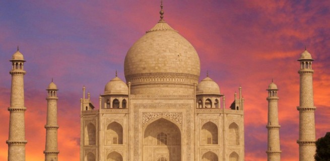 Taj-Mahal-in-Agra-India