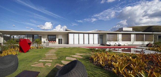 "Casa JE - Humberto Hermeto"