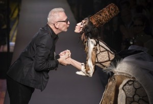 principais-destaques-semana-de-alta-costura-de-paris-2015-fotos-7